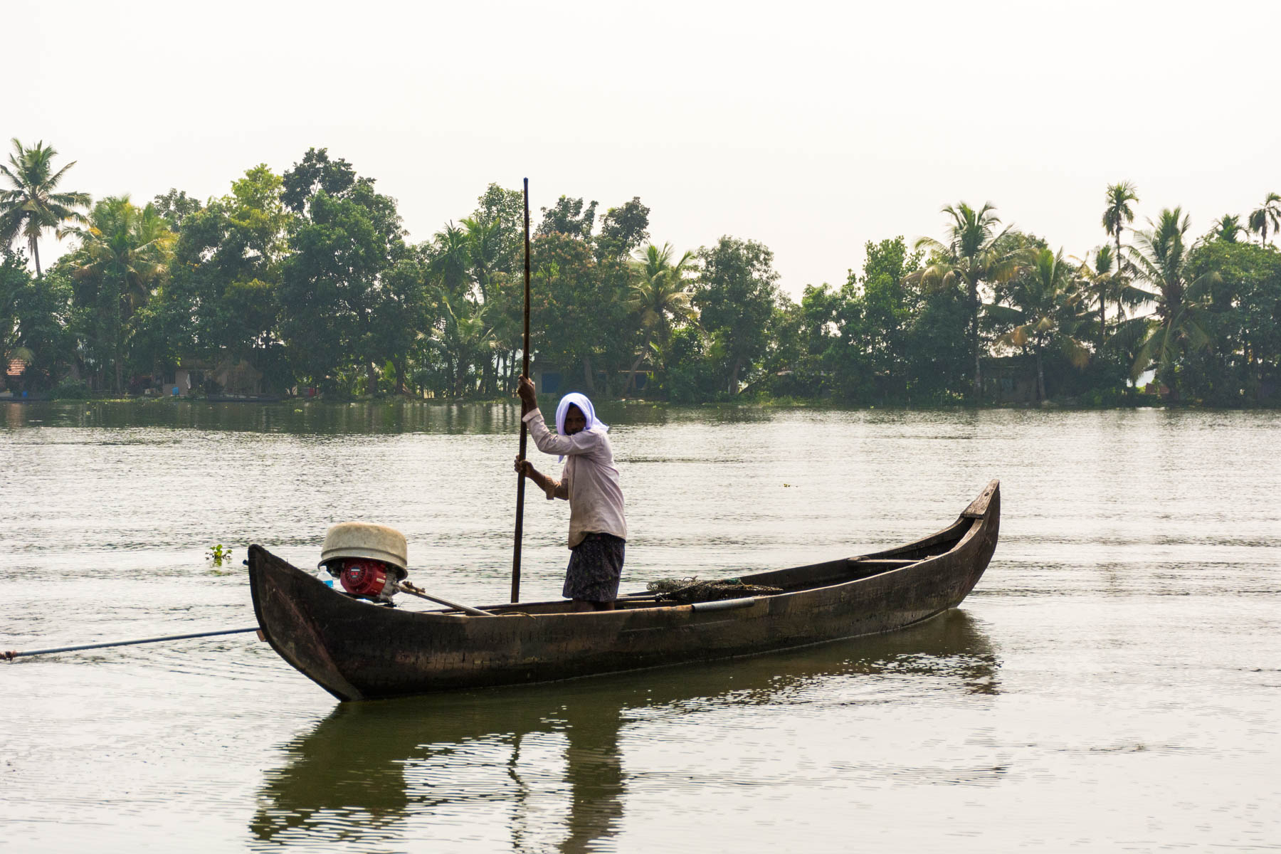A fisherman in Alleppey (Alappuzha), Kerala, India - Lost With Purpose