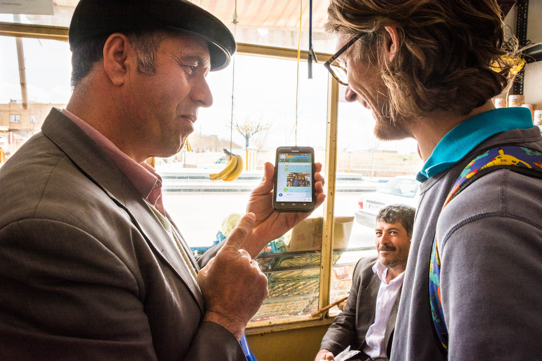 Using Whatsapp to communicate with a man in Soltaniyeh, Iran